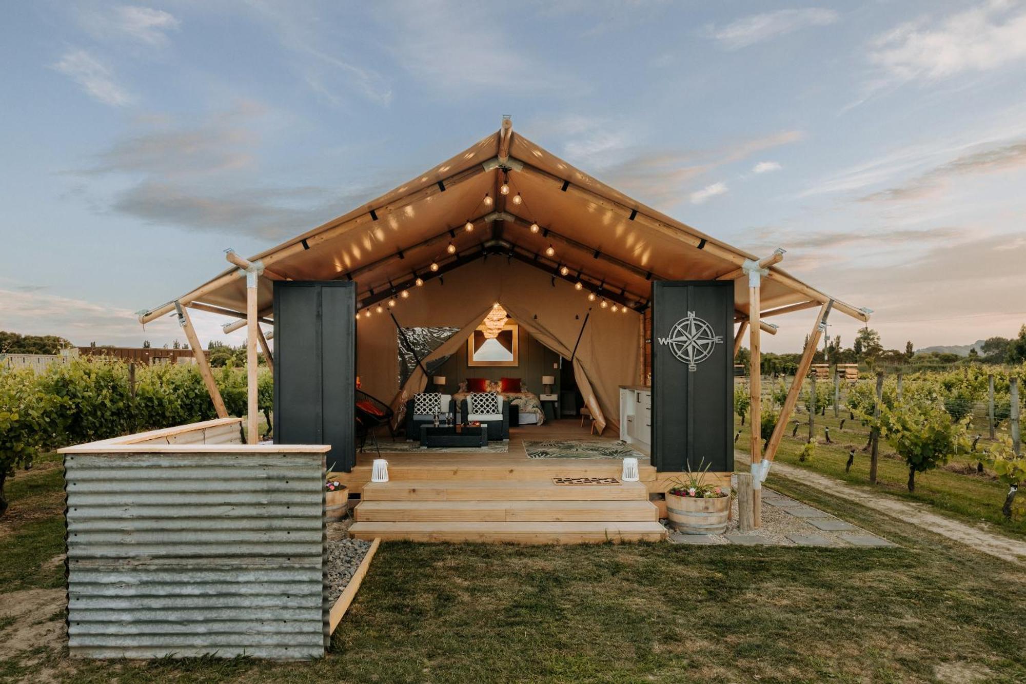 Villas & Vines Glamping هاستينغز المظهر الخارجي الصورة