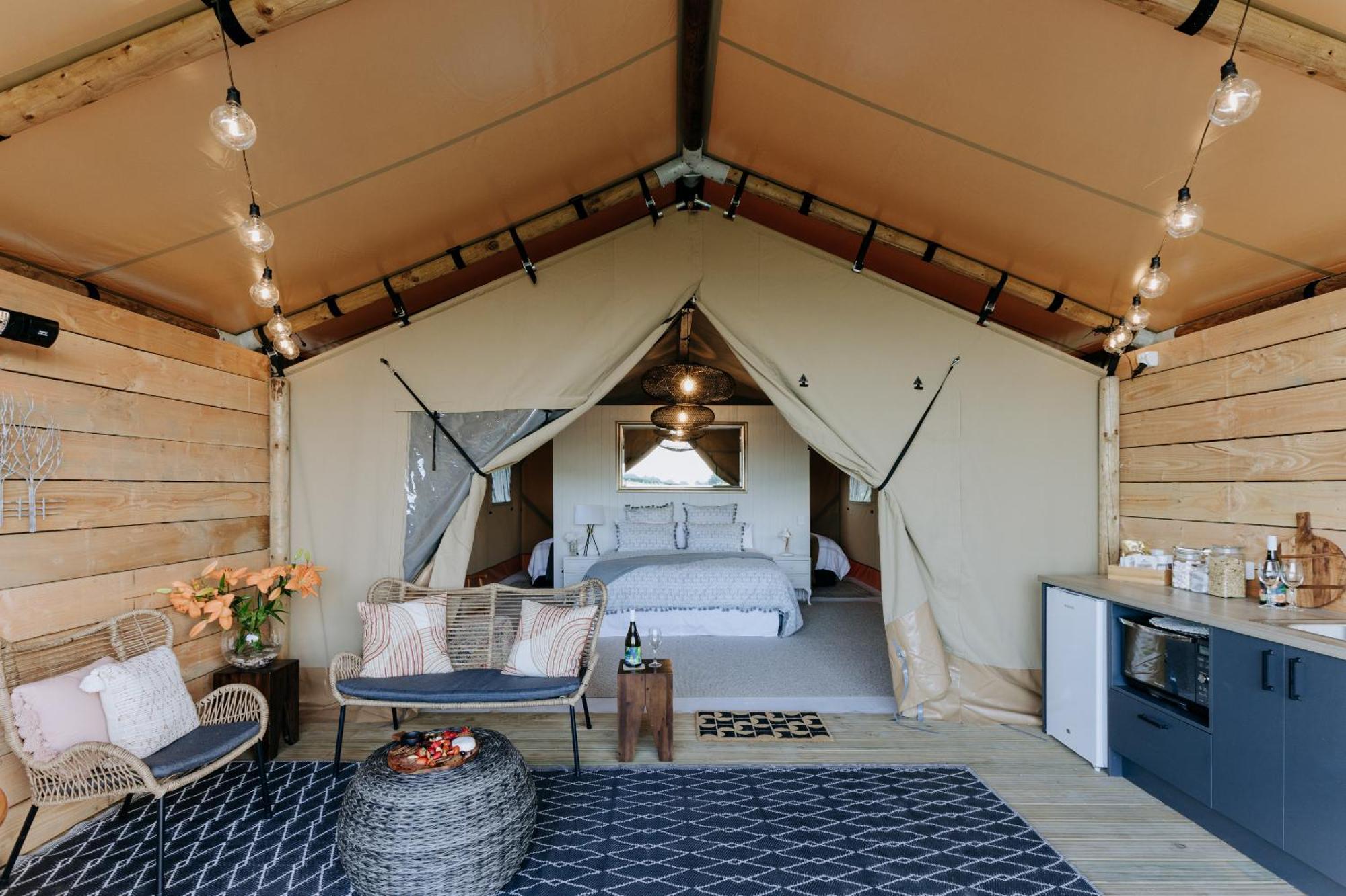 Villas & Vines Glamping هاستينغز المظهر الخارجي الصورة